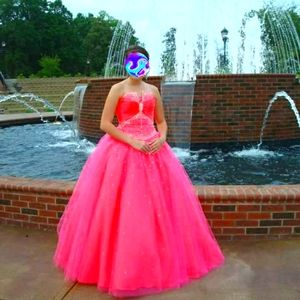 More Lee Prom Dress neon pink